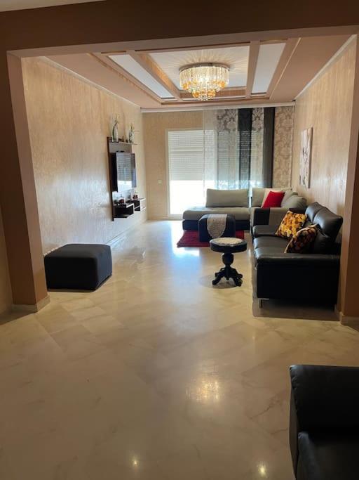 Big Luxury Apartment Near Airport Nouaceur Экстерьер фото