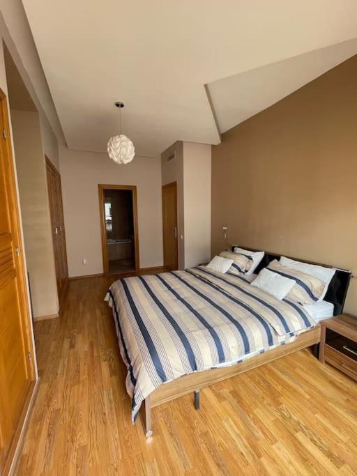 Big Luxury Apartment Near Airport Nouaceur Экстерьер фото