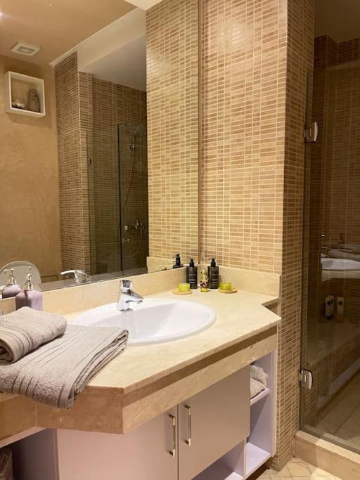 Big Luxury Apartment Near Airport Nouaceur Экстерьер фото